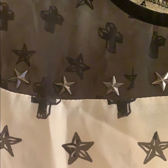 Sheer sleeveless blouse - Picture 4 of 4